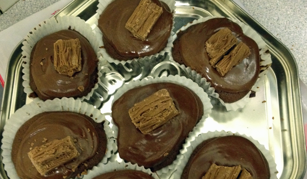 5 Fandom Friday: 5 Favourite Cupcakes - Chocolate Fudge Flake Cupcakes. null